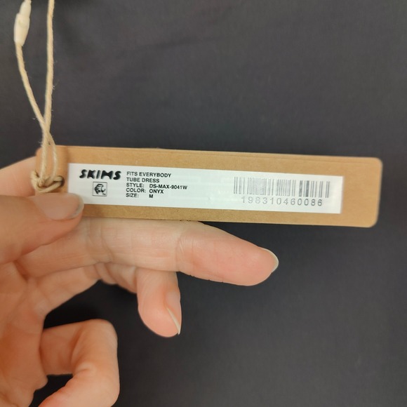 Skims Fits Everybody Tube Dress Womens Medium Onyx Black Maxi Bodycon NWT Glam - Picture 8 of 11